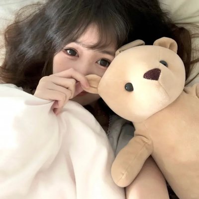 有秘密的她