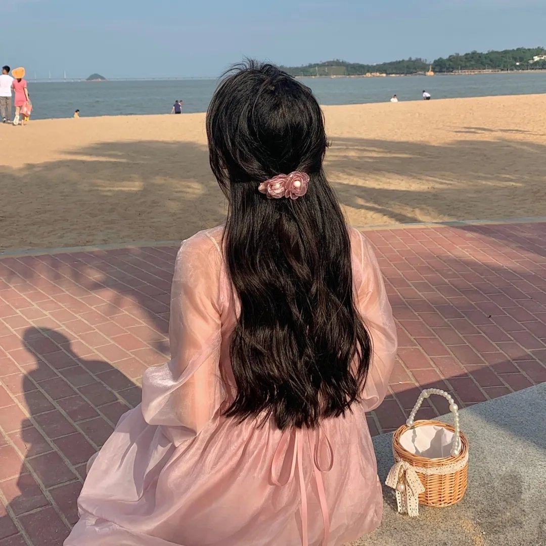 深夜中的企鹅